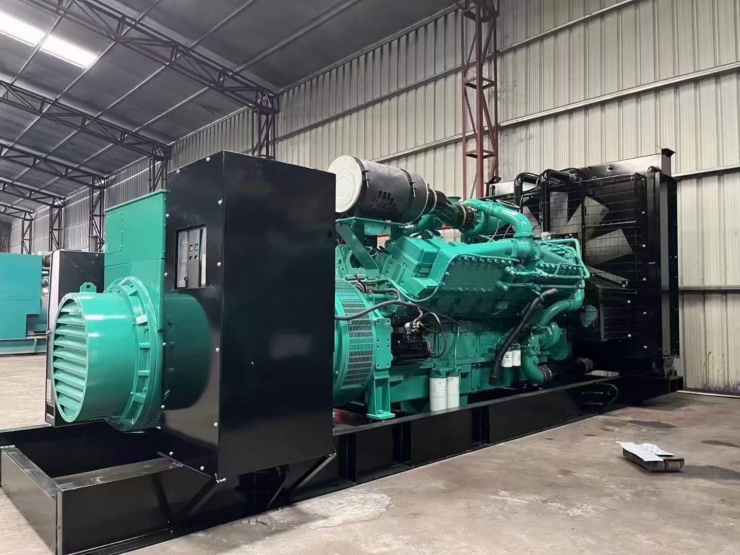 壶关如何降低 800kW 柴油发电机输出电流的波动？